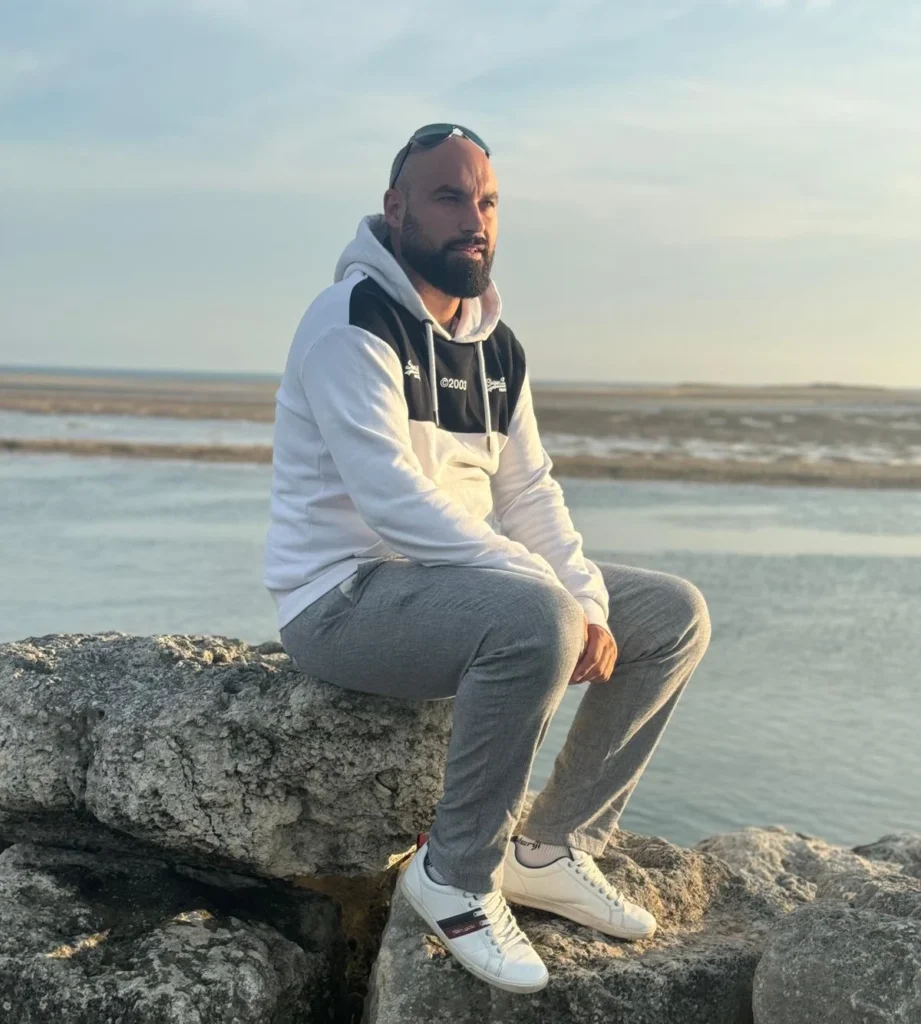 Jean-Christophe Bideau — Magnétisme • Soins énergétiques • Massages dans le Morbihan — LimiN'essence